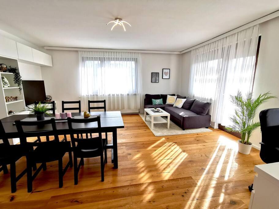 Woerthersee: Gemuetliche Wohnung Klagenfurt am Woerthersee Zewnętrze zdjęcie